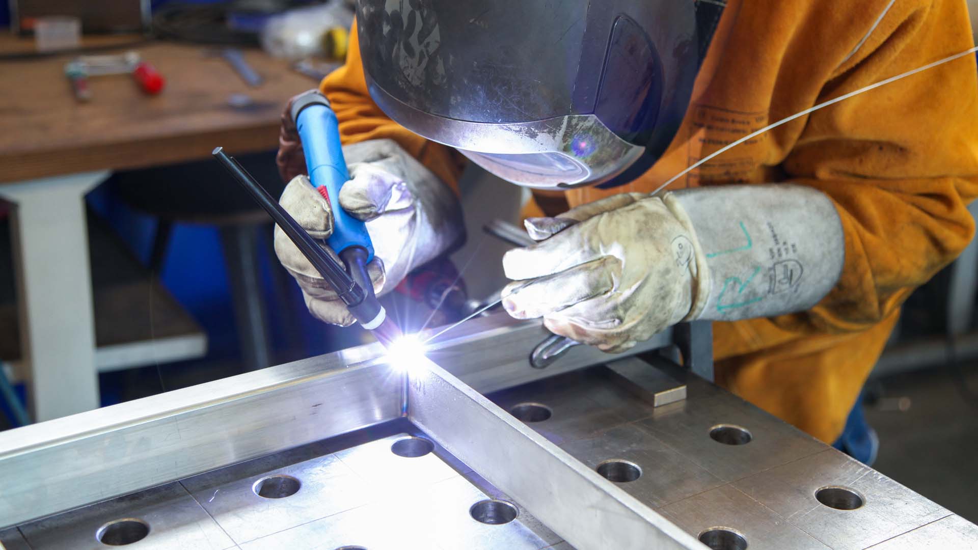 Benefits of Working with a Local Metal Fabricator in Northern Rivers